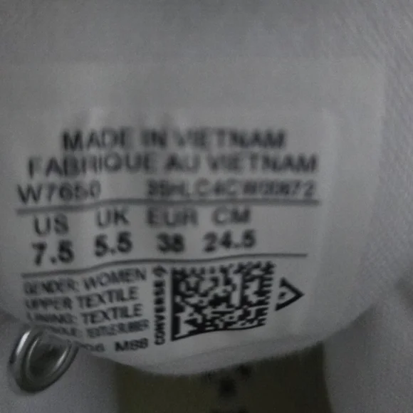 Converse White and Red High-Tops - Picture 4 of 4